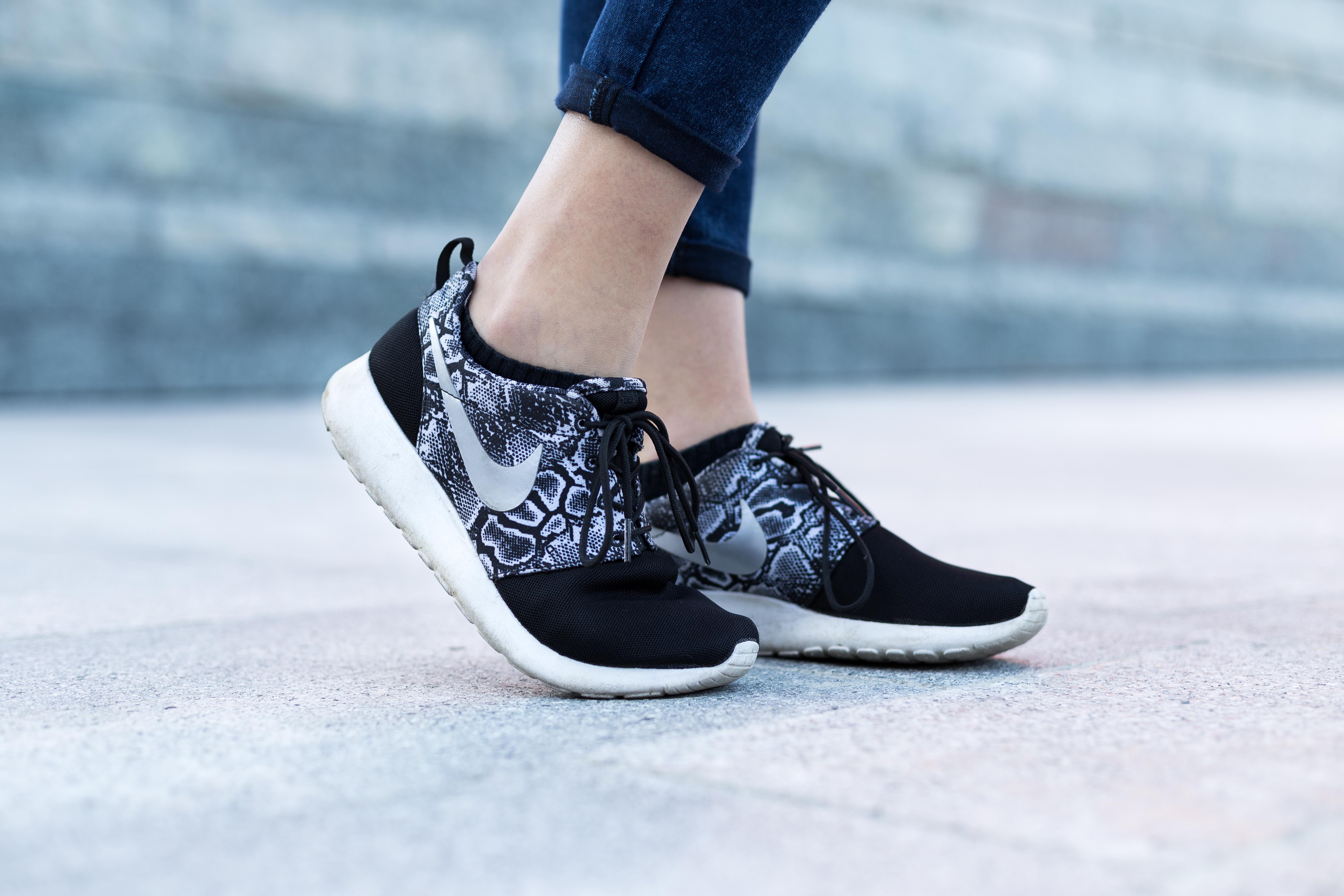 Stylish Shoes a Girl Must Have