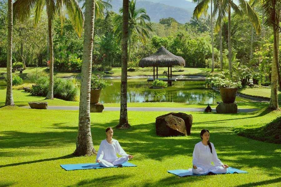 Top Ten Health and Wellness  Retreats/ Resorts