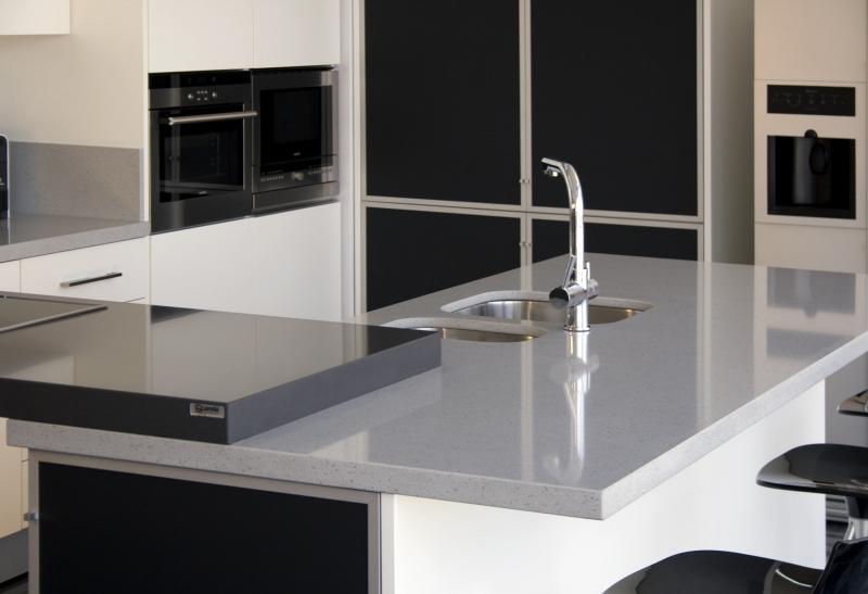 Install high-quality worktops and elevate the beauty of your kitchen spaces