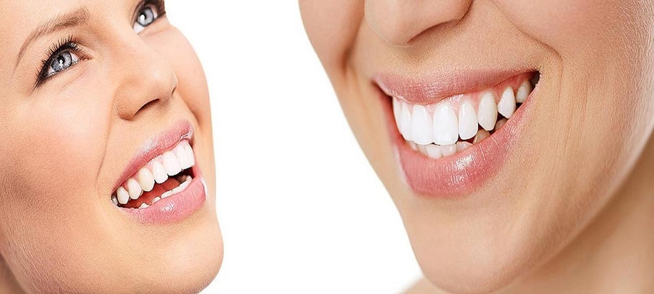 Why and When to Visit a Cosmetic Dentist?