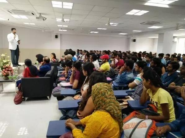 Beginners Guide to Choosing the Best IAS Academy in Delhi