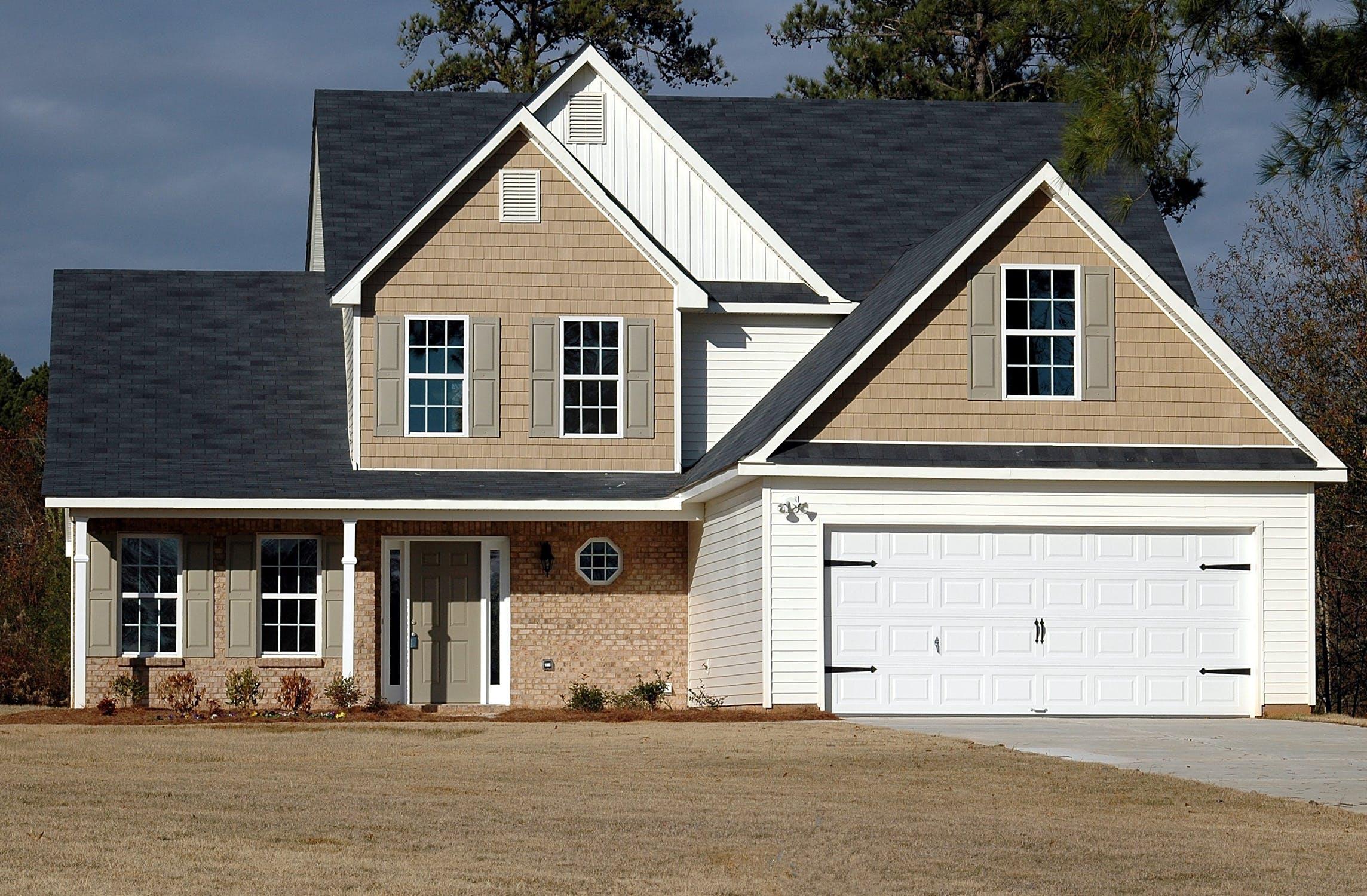 How to service the garage door yourself