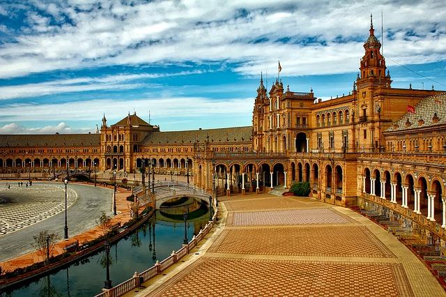 6 Best Places to Visit in Spain