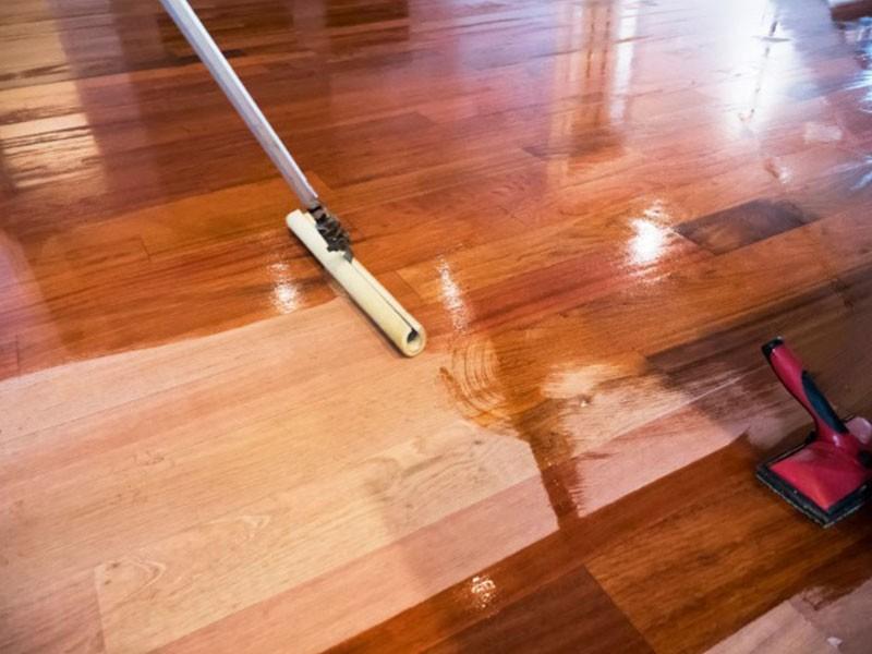 Hardwood Floors Are Back In Trend So Remove The Carpets And Get