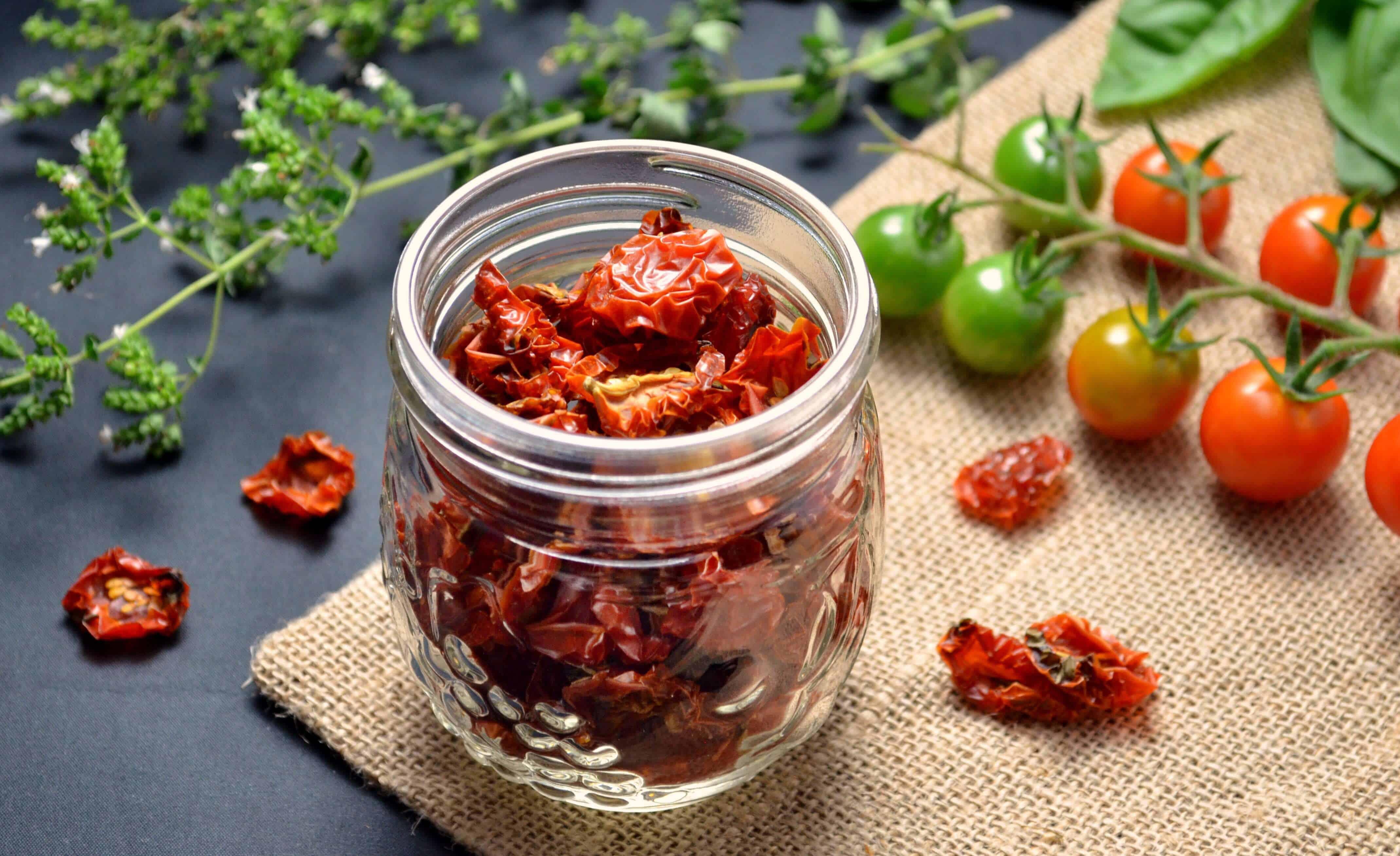 How To Dry Tomatoes