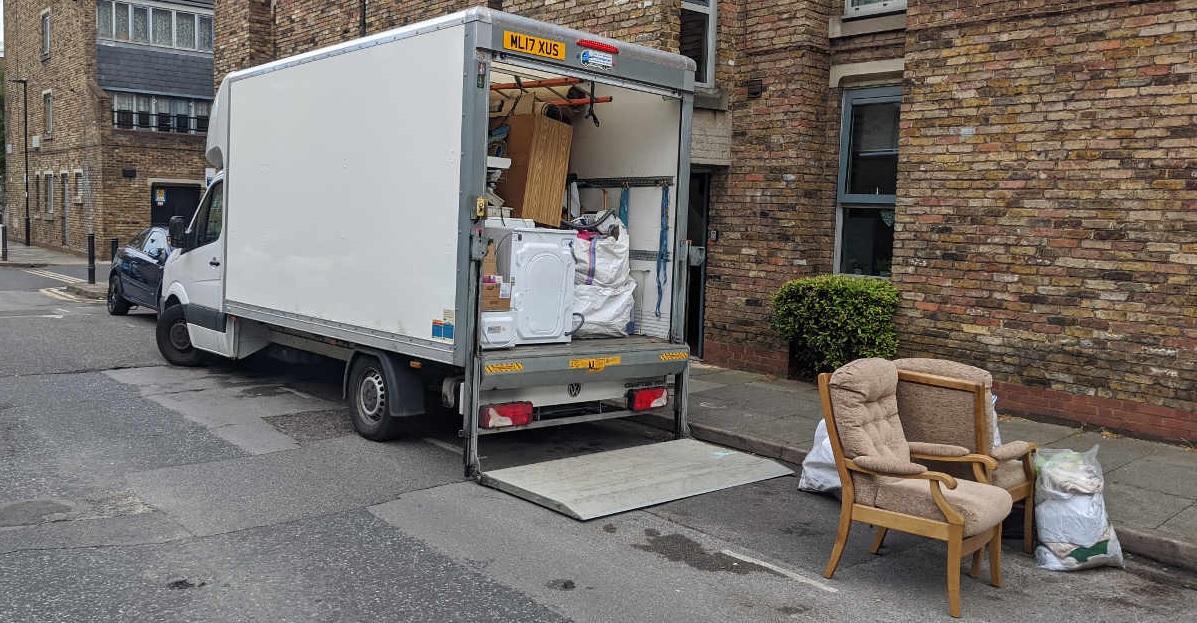 Few very useful tips for removals in London