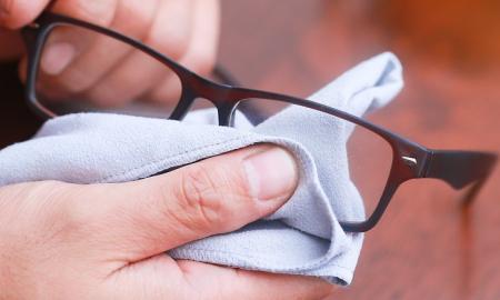 Top Remedies To Remove All Scratches From Lenses Of Your Glasses