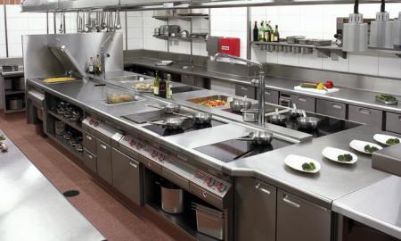 4 Reasons for Regular Maintenance  of Commercial Kitchen Equipment 