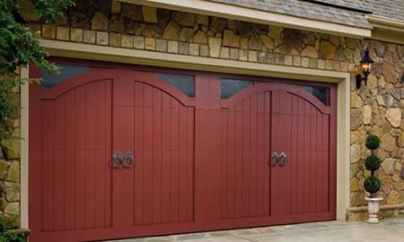 All You Need To Know To Hire The Right Kind Of Garage Door Repair Service