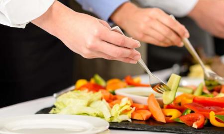 4 Food Prep Hacks to Learn from Professional Caterers