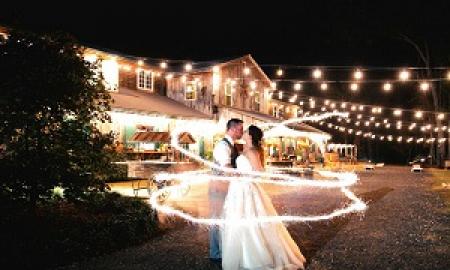 What People Love About Farm Weddings