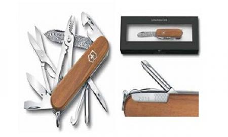 Spyderco Delica Knife: Lightweight for Your Everyday Carry