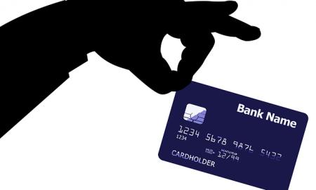 Advantages of Using Debit Cards