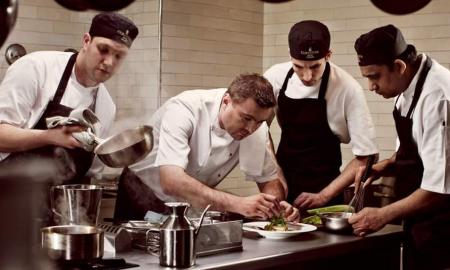 Importance of Teamwork for Successful Food Service Business