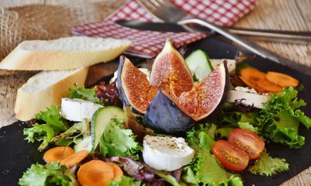 How To Eat Healthy While Moving