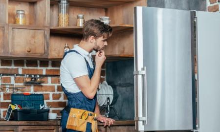 5 SIGNS YOUR REFRIGERATOR NEEDS REPAIR ASAP
