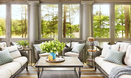 5 Things You Must Keep In Your Guest Rooms