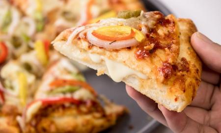5 Essentials to Know About Cheese Burst Pizza Recipe